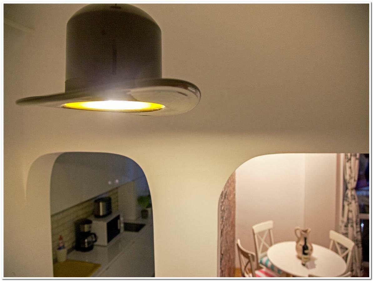 Skyview Old Town Apartment Bukares Bagian luar foto
